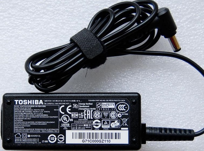 Genuine Toshiba PA2450U Satellite Portege 15V 3A Original AC Adapter Charger Power Supply Cord wire